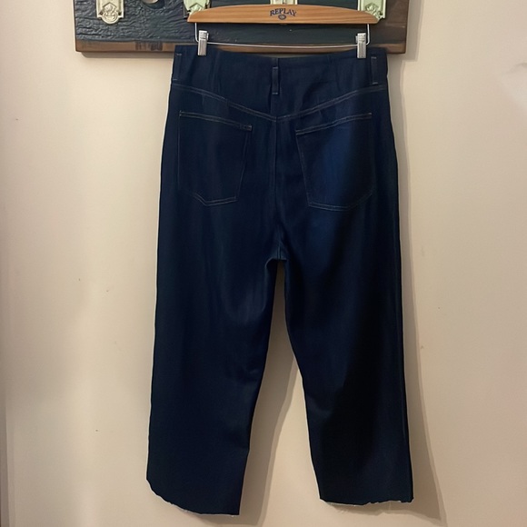 2/$25 Uniqlo Dark Wash Relaxed Fit Cut Off Jeans Size 32 - Picture 10 of 16